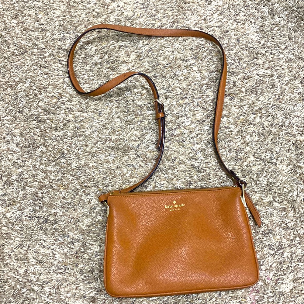 Cross body Kate spade camel color bag